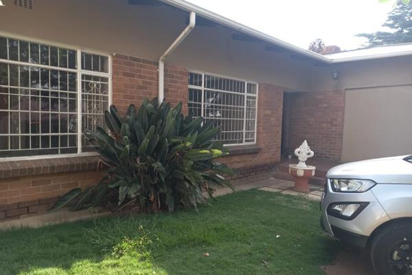 A neat 4 bedroom house in a boomed off area in Kempton Park extension 4 is up for rent. ...