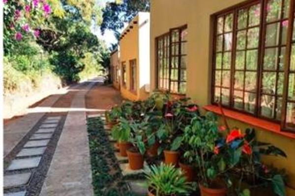 *Charming 2-Bedroom Unit for Sale in Secure Mini Eco Estate - Umzumbe*
Escape to tranquility with this beautiful 2-bedroom, 2-bathroom ...