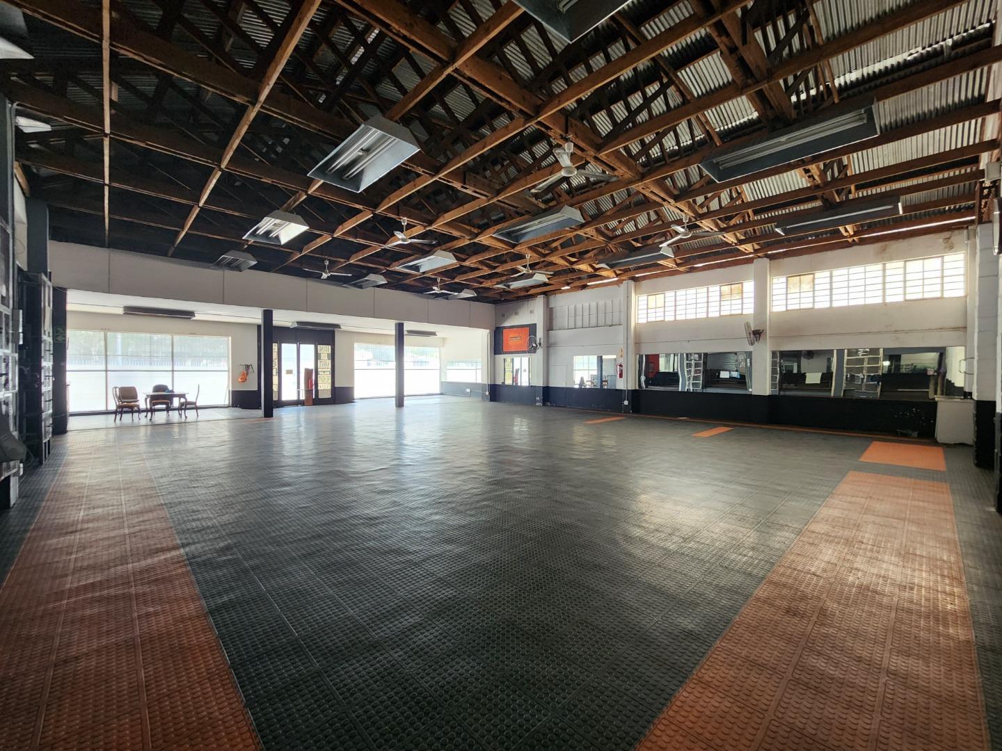 Photo of Commercial property for sale in Parow Central