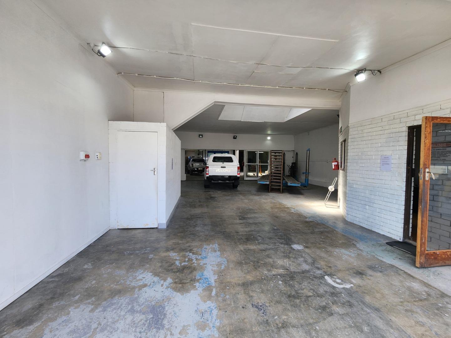 Photo of Commercial property for sale in Parow Central
