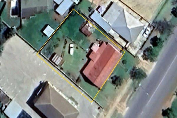 Don&#39;t miss out on this opportunity to develop this plot in Graaff Reinet Road.

The plot is zoned General Residential Sub-zone 2 ...