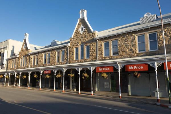 PRIME RETAIL PREMISES IN ICONIC PRINCE VINTCENT BUILDING   
Retail zone available : 167 ...