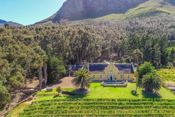 EXCLUSIVE SOLE MANDATE - A superb opportunity to acquire an exceptional property spanning 7 hectares on the slopes of the Franschhoek pass.  This splendid property offers the most wonderful, far-reaching views over the valley, all the way to Simonsberg and beyond.  The ...