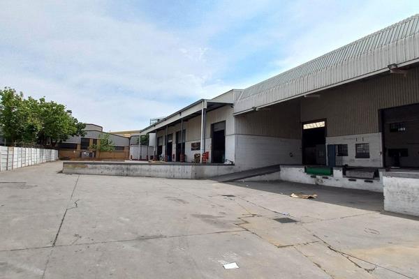 Spacious 1,456m2 Warehouse to Let in Meadowdale

This well-positioned industrial ...