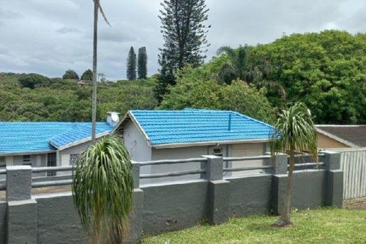 3 Bedroom House for sale in Shelly Beach