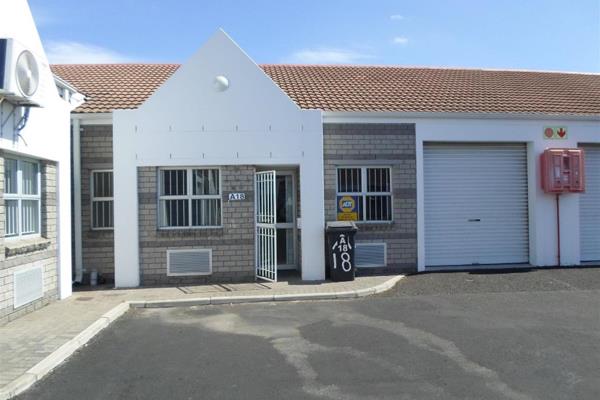 Well positioned Light Industrial Warehouse to Let in Milnerton Business Park. 

Secure ...