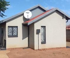 House for sale in Protea Glen