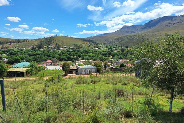 Sole mandate. On the slopes of picturesque Genadendal with wonderful views all around.
A gentle slope with street  access from both ...