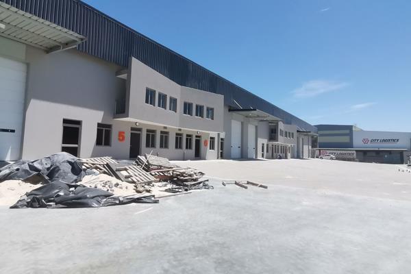 Welcome to your new operational hub—a spacious 602m2 industrial warehouse situated in ...