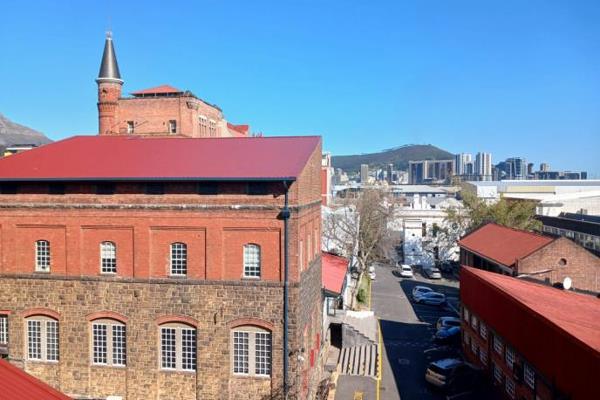 The Old Castle Brewery is located on Beach Road Woodstock and is full of rich heritage ...