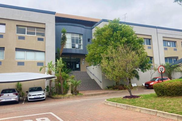 Nestled in the esteemed suburb of Sunninghill within Sandton, this 3 storey property epitomizes prime real estate with its seamless ...