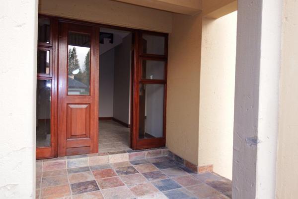 This 2 bedroom unit offer: 
Bathroom
Guest toilet
Entrance hall
Living room/study 
Kitchen/dining room.
Water &amp; Electricity ...