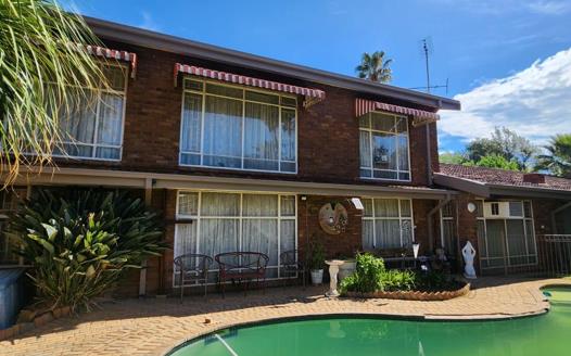 5 Bedroom House for sale in Potchefstroom South