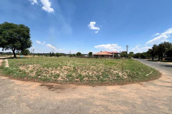 This spacious 1283 squares stand offers an excellent opportunity to build your dream home or develop an investment property in this ...