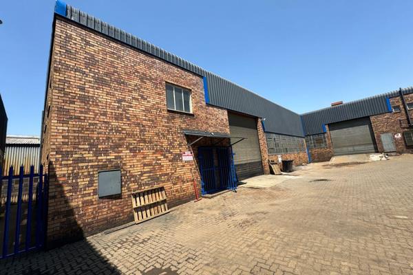 This 500m2 warehouse in the heart of Wadeville offers an excellent opportunity for ...