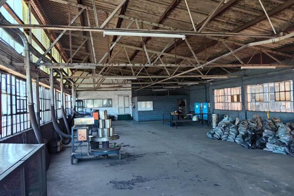 Rawson Commercial Durban South proudly presents the following property To Let

440 sqm Factory space.
3.5M Roof height.
Ramp access.
60 ...