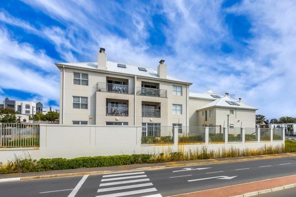 Step into the perfect blend of style and practicality with this stunning first-floor apartment located in the highly sought-after ...