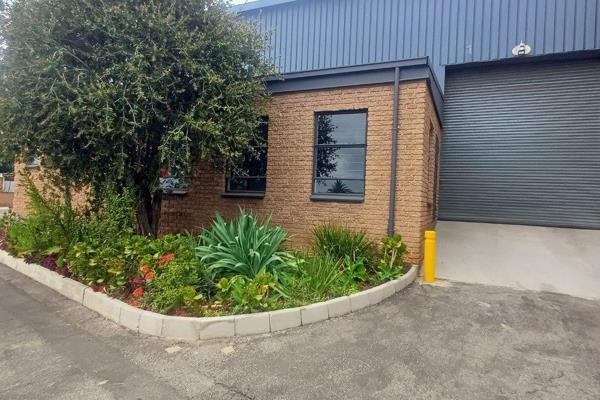 Recently refurbished warehouse unit located in Halfway House, Midrand. Electricity ...