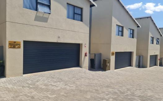 3 Bedroom Townhouse for sale in Cashan