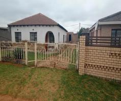 House for sale in Madadeni