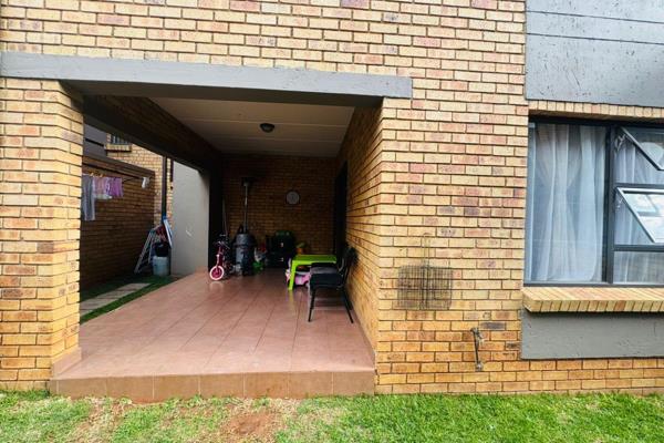 This modern 127sqm duplex is the perfect blend of comfort and convenience, ideal for ...