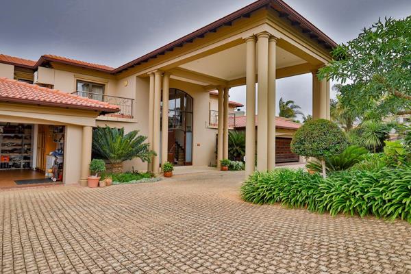 Discover an unparalleled blend of sophistication and comfort in this breathtaking 650 m2 Tuscan Villa in the prestigious Hartenbos ...