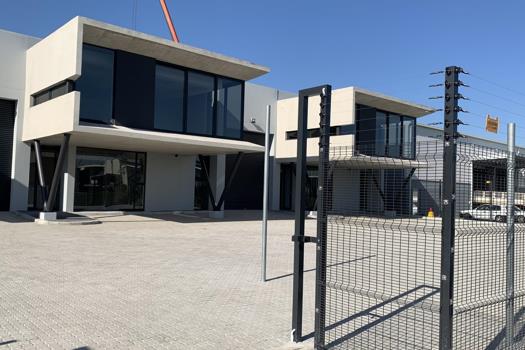 Industrial Property to rent in Stikland Industrial