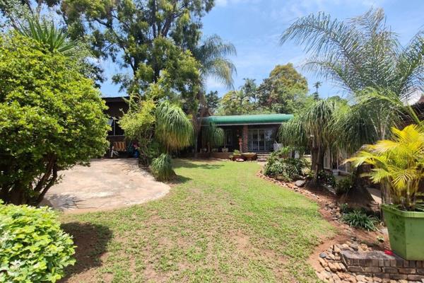 Welcome to your new sanctuary! Nestled in the serene neighborhood of West Acres, Mpumalanga.
This stunning 3-bedroom, 2-bathroom house ...