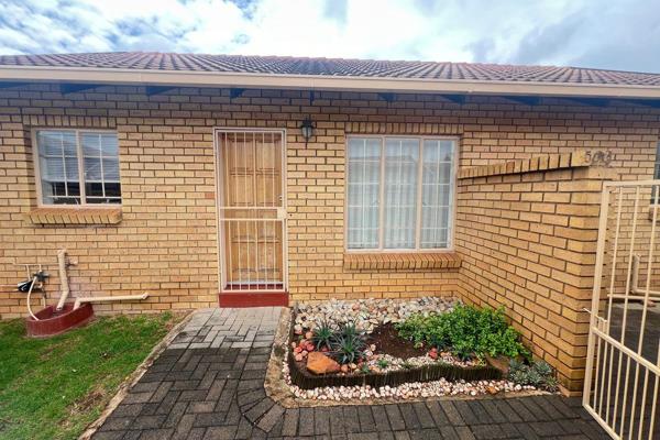 Situated in the desirable neighbourhood of Moreletapark, this lovely home features two comfortable bedrooms and a full bathroom, making ...