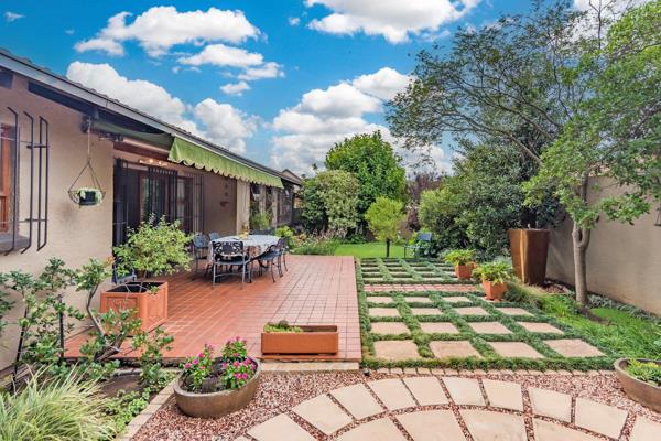 Discover this delightful 3-bedroom simplex in Northcliff, offering an unbeatable blend ...