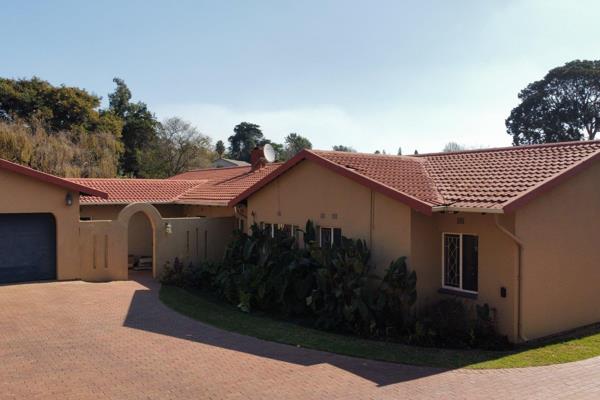 Spacious 3-Bedroom House with big garden close to Cliffview Primary.
This 3-Bedroom house with 2 lounges and a separate study is ideal ...