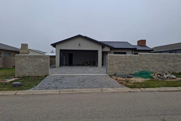 NEW RELEASE 

This new home is move in ready.
It&#39;s in one of the more quite parts of Fountains. 

3 bedroom 
2 bathroom ...