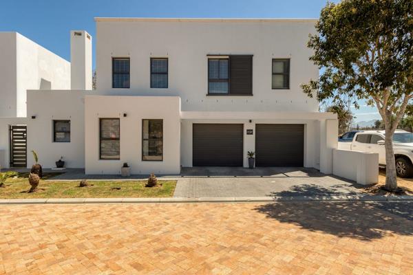 Exclusive Sole Mandate
Non-distressed Auction - Bidding to start from R3 500 000
Auction ...