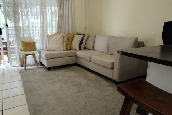 Modern 2-Bedroom Apartment in Ilanga, Sunninghill
Discover your perfect, cozy home in the sought-after Ilanga complex in Sunninghill. ...