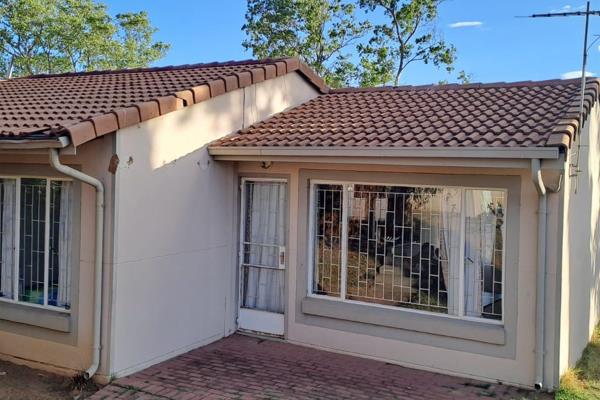 Location: Country View, Midrand

This well-priced townhouse in a 24hrs security ...