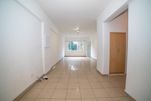 Spacious 1 bed, 1 bath available for sale in Parktown

This unit is perfect as an investment property.

Big, open living area that can ...