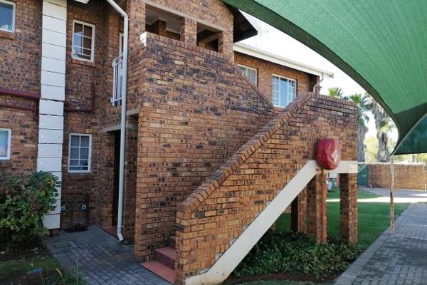 Looking for 2 Bedroom unit in Highveld Centurion?
It is ideal for students to lock up ...