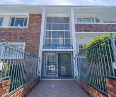 Apartment / Flat for sale in Sea Point