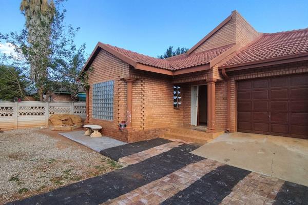 This spacious 4-bedroom house in Flora Park offers a blend of comfort and functionality, making it ideal for family living or ...