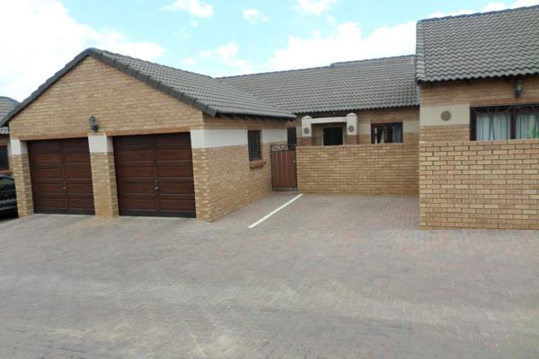 This Beautiful home offers:
- 3 Spacious bedrooms with ample cupboard space.
- 2 Bathrooms- main full en-suite bathroom with Shower ...