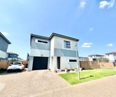 House for sale in Thatchfield Estate