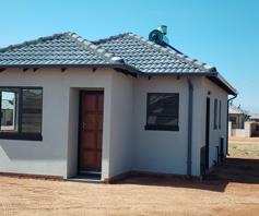 House for sale in Soshanguve VV