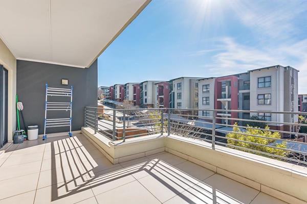 Here’s your chance to own a modern, open-plan two-bedroom, two-bathroom apartment with an extended balcony in The William Lifestyle ...