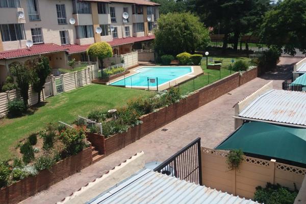 On the Jukskei river
Tree lined with north facing view
Swimming pool and parking.