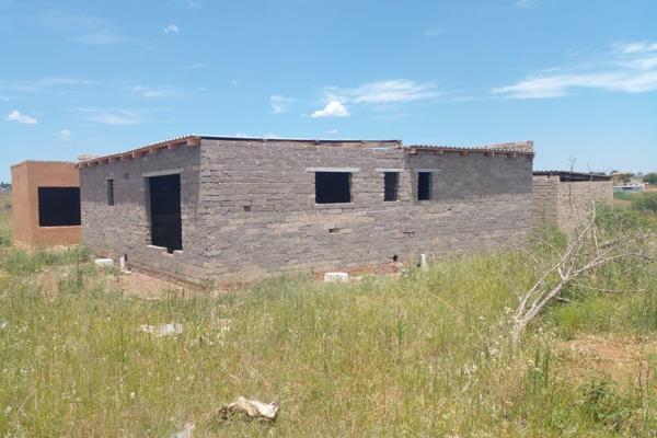 X8 Rental accommodation rooms for sale in Klipgat (Madibeng Hills ) Cash Buyers only no Tittle deeds
This is a bargain property to ...