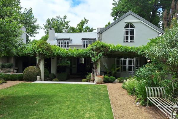 A chance to own this elegant iconic Greyton home, living up to all expectations.
This interesting and delightful home is a slice of the ...