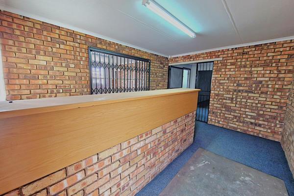 Spacious First Floor Industrial Unit
This versatile first-floor industrial unit offers a ...