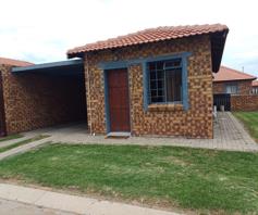 House for sale in Evander