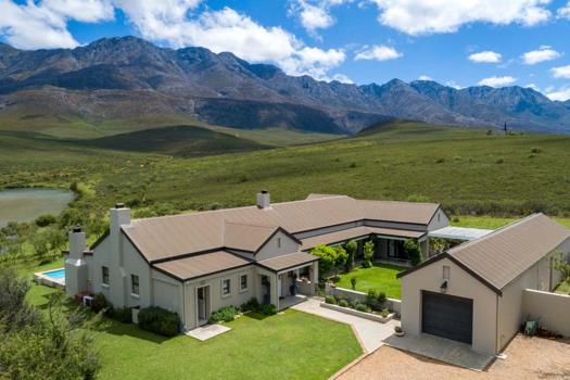 5 Bedroom House for sale in Oudtshoorn Rural