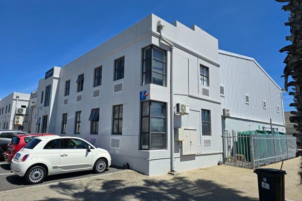 Modern, clean warehouse ideally located in a secure park in Montague Gardens. Front and ...